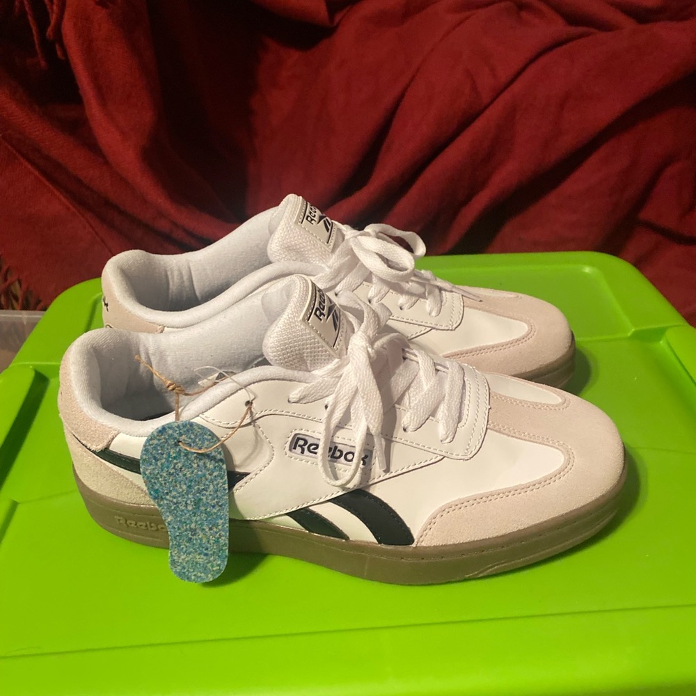 Reebok White Sneakers with Black Stripes and Gum Sole